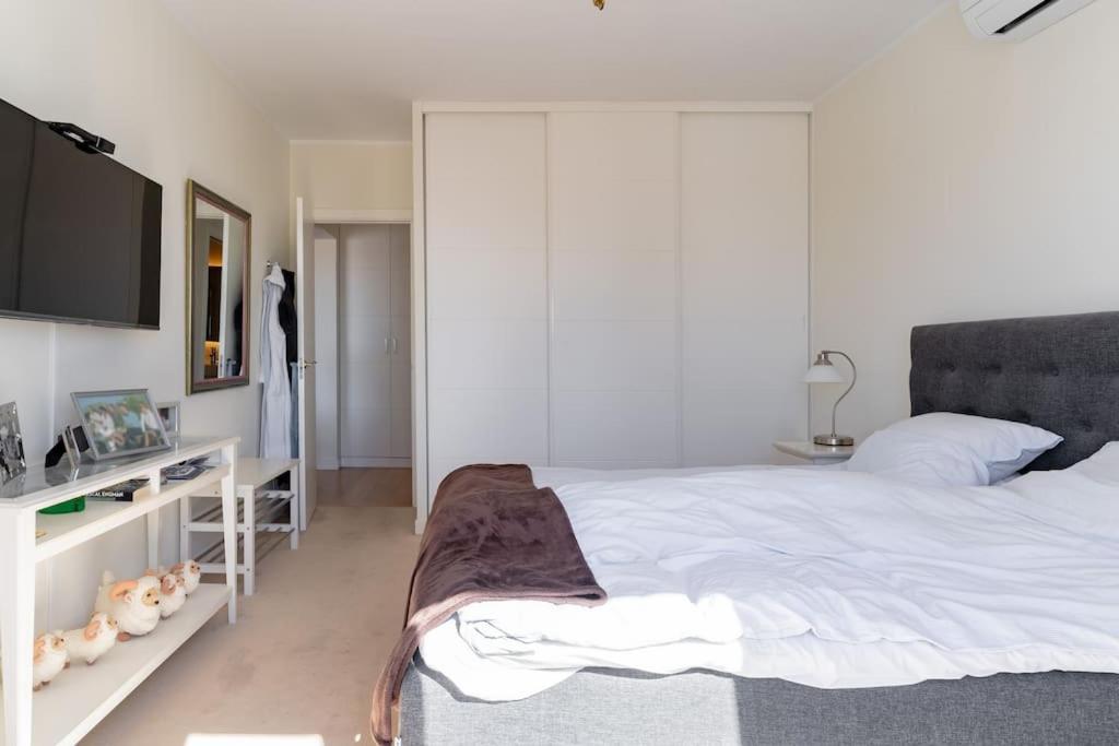 Apartamento In Nueva Andalucia With An Amazing View